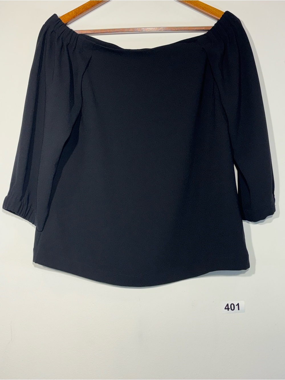 Babaton Off-the-Shoulder Black Blouse Size S - Picture 2 of 10